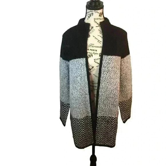 Chico’s 0P Small Petite Black Gray Marled Open Knit Sweater - Picture 1 of 4